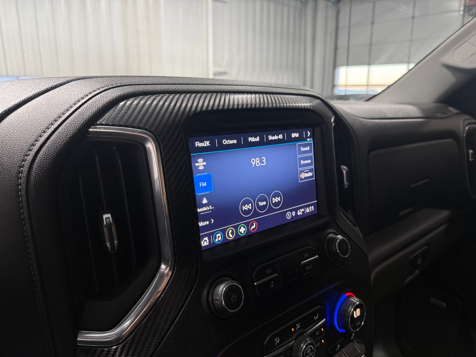Thumbnail: 2021 Chevrolet Silverado 1500 - 4