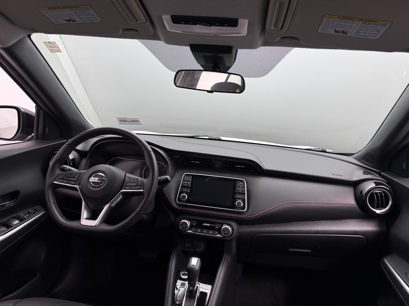 Thumbnail: 2020 Nissan Kicks - 3