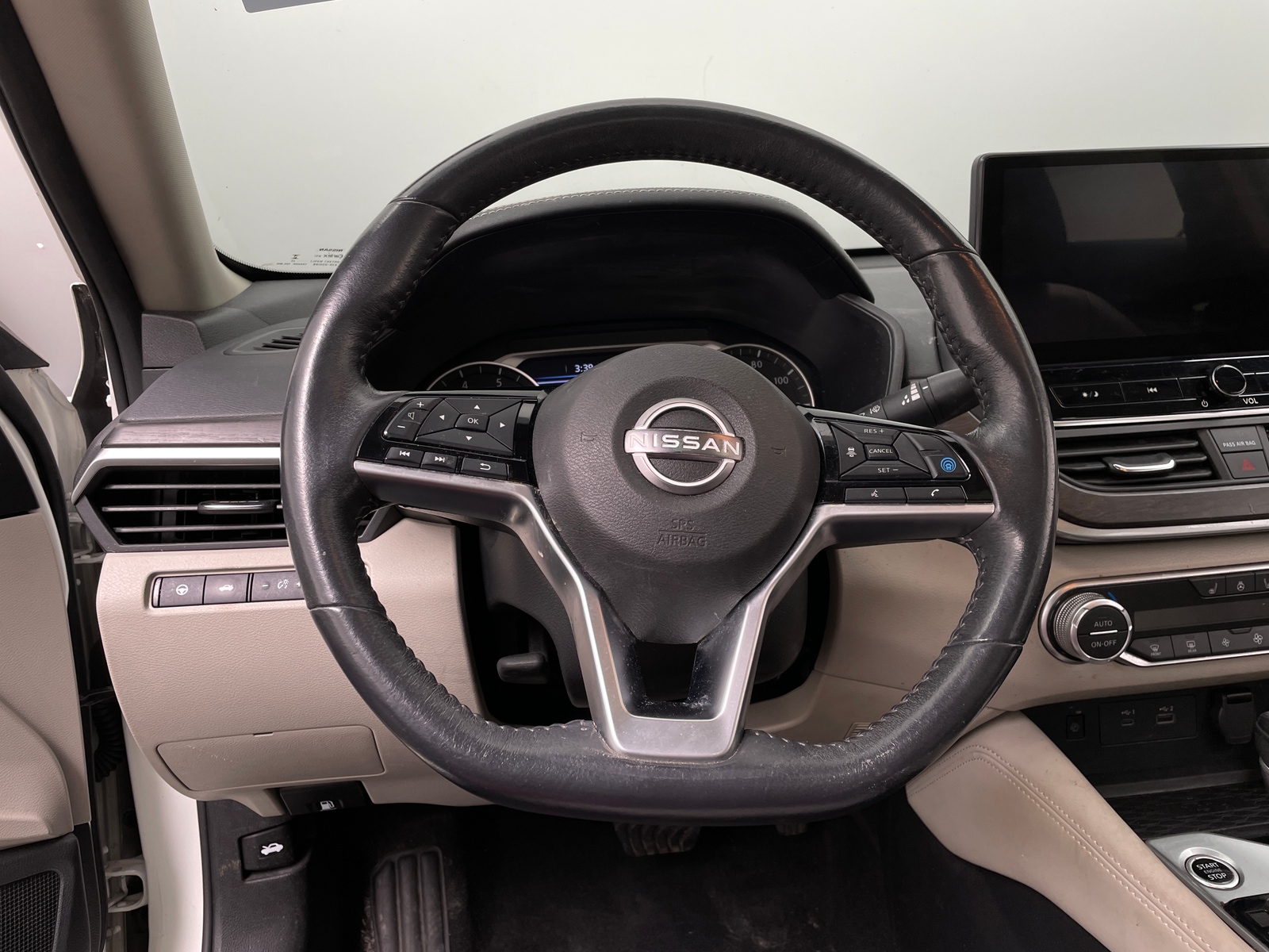Thumbnail: 2023 Nissan Altima - 4
