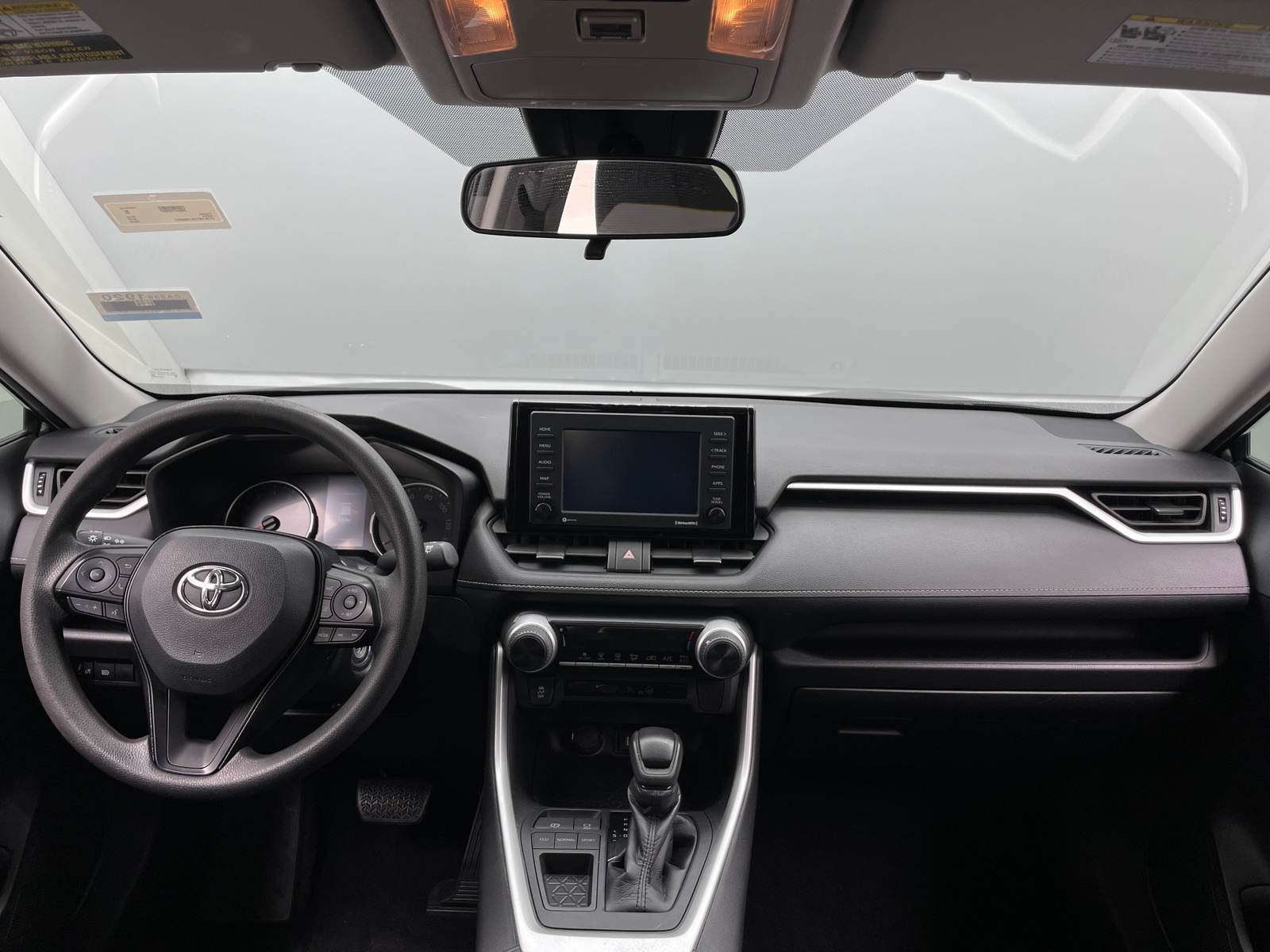 Thumbnail: 2020 Toyota RAV4 - 3