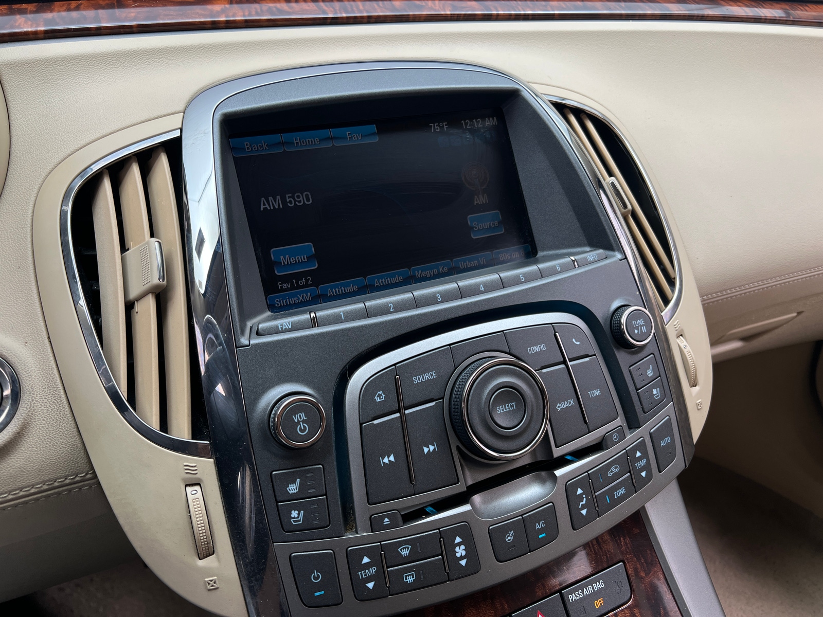 Thumbnail: 2013 Buick LaCrosse - 3