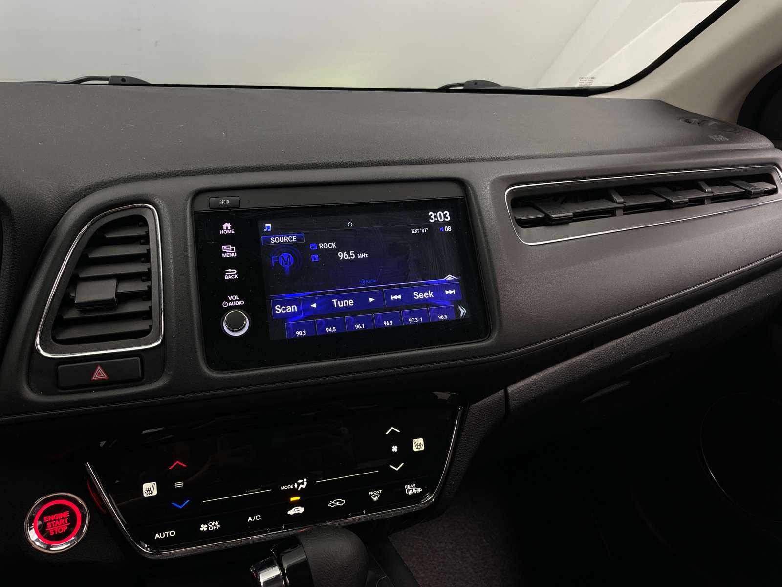 Thumbnail: 2019 Honda HR-V - 4