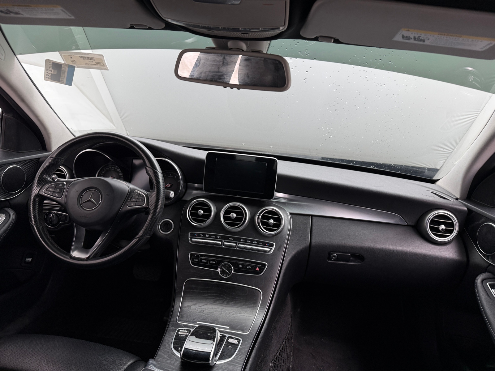 Thumbnail: 2016 Mercedes-Benz C-Class - 2