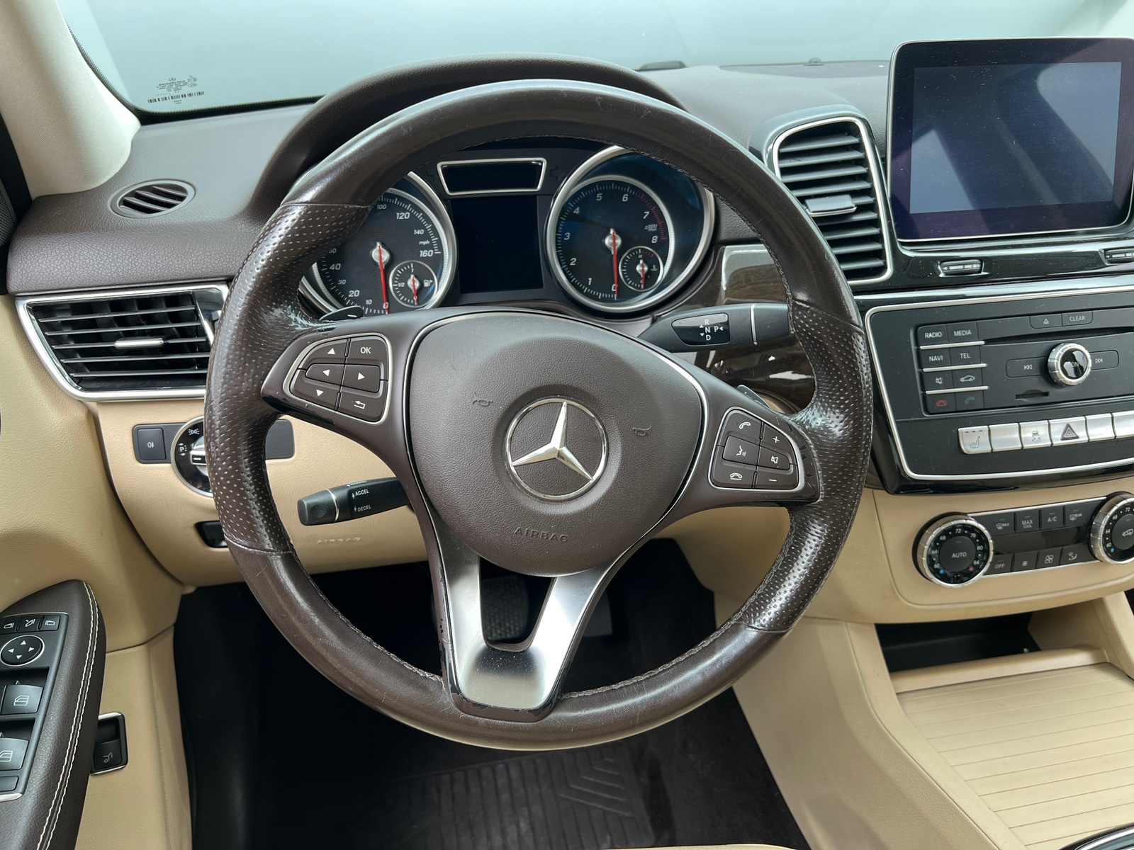 Thumbnail: 2018 Mercedes-Benz GLE - 4