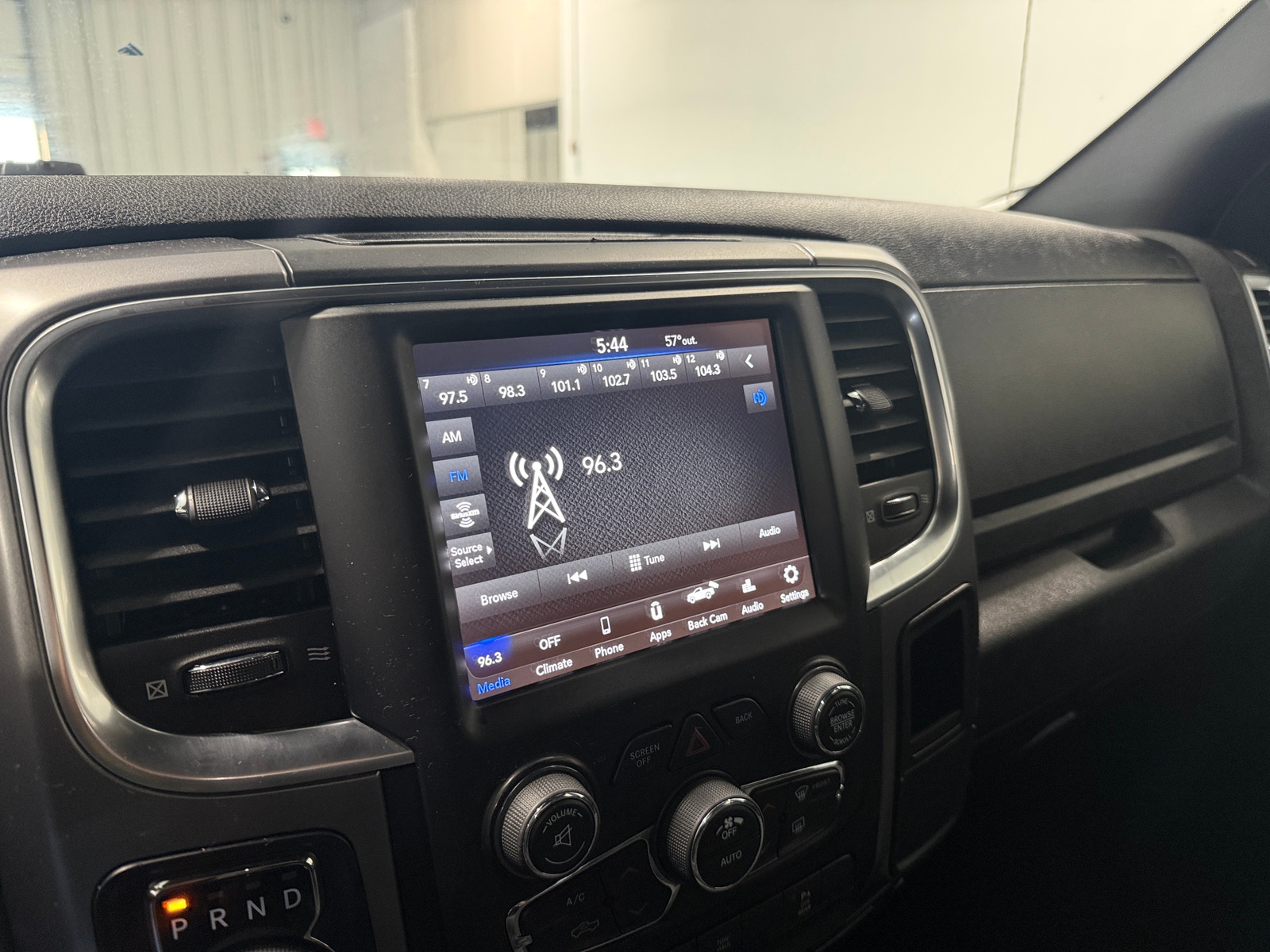 Thumbnail: 2021 RAM 1500 Classic - 4