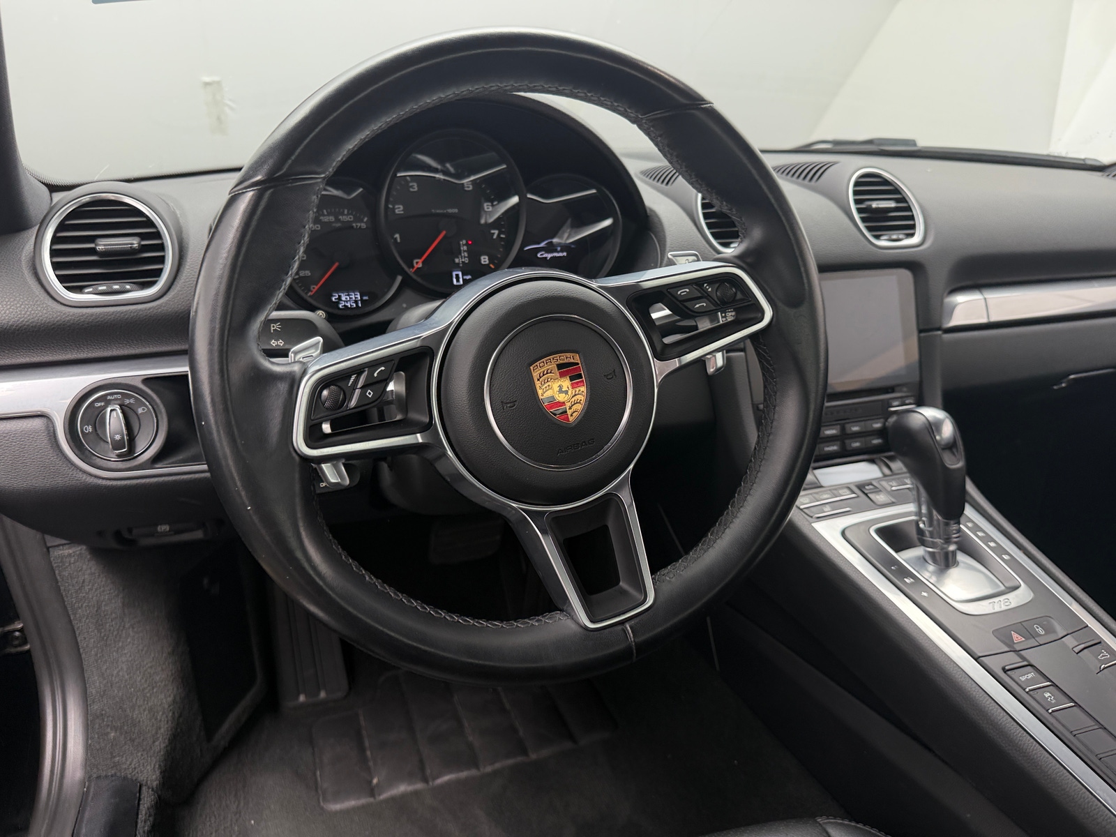 Thumbnail: 2018 Porsche 718 Cayman - 3