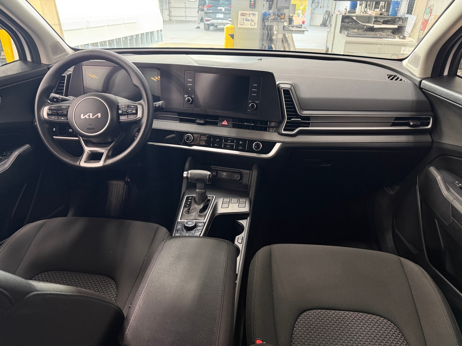 Thumbnail: 2025 Kia Sportage - 3