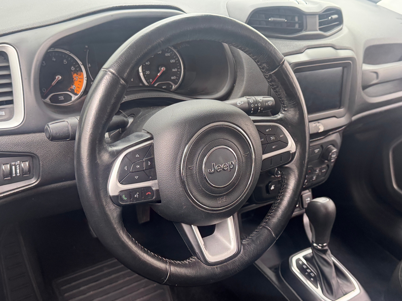Thumbnail: 2018 Jeep Renegade - 5