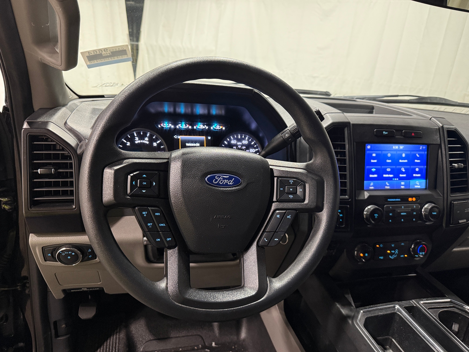 Thumbnail: 2022 Ford Econoline - 5