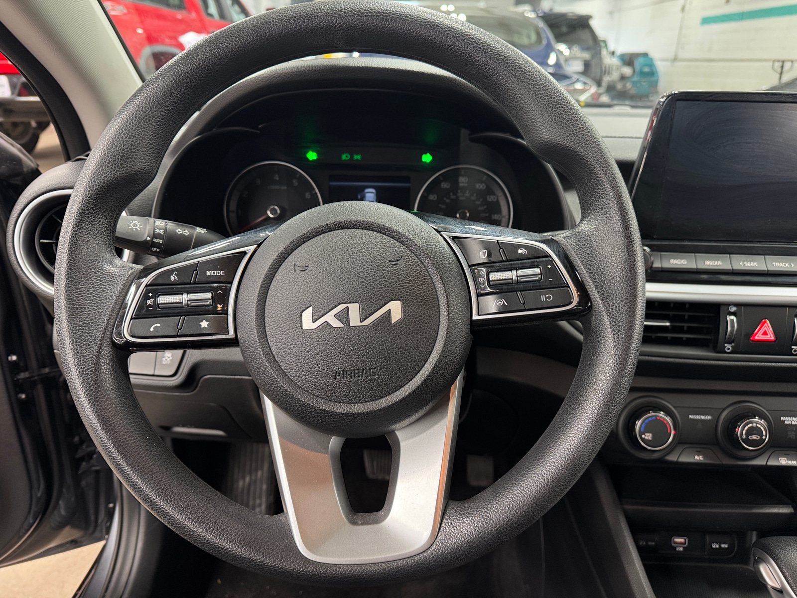 Thumbnail: 2022 Kia Forte - 5