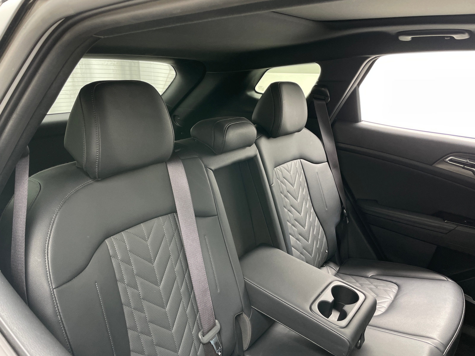 Thumbnail: 2024 Kia Sportage - 6