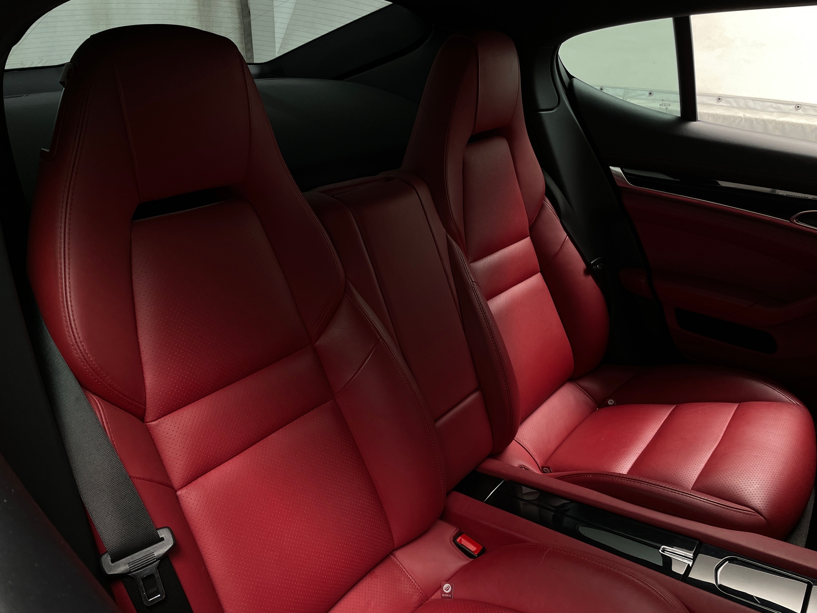 Thumbnail: 2015 Porsche Panamera - 5