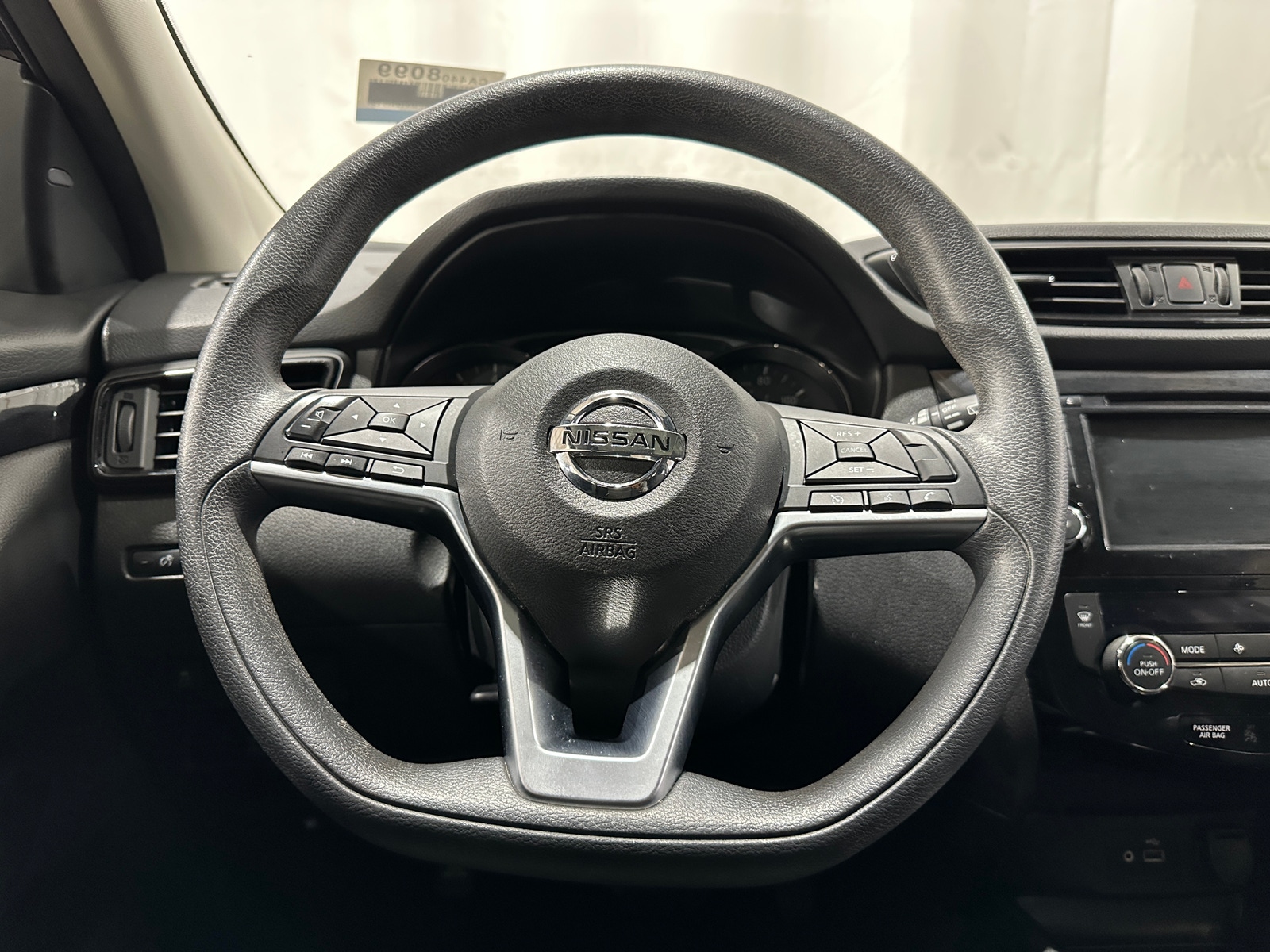 Thumbnail: 2020 Nissan Rogue Sport - 5