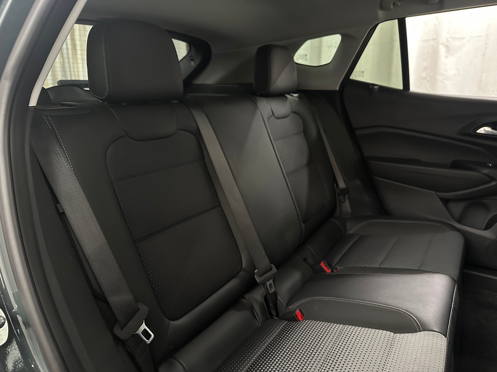 Thumbnail: 2025 Chevrolet Trax - 6