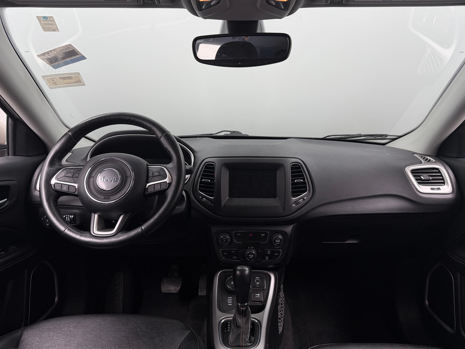 Thumbnail: 2019 Jeep Compass - 3