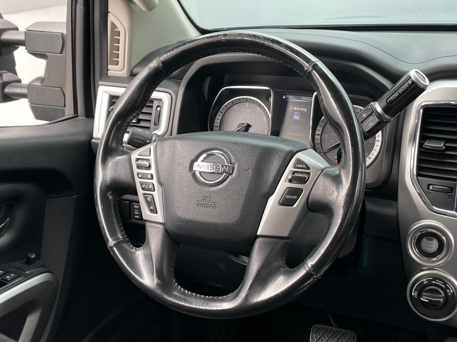 Thumbnail: 2018 Nissan Titan - 5