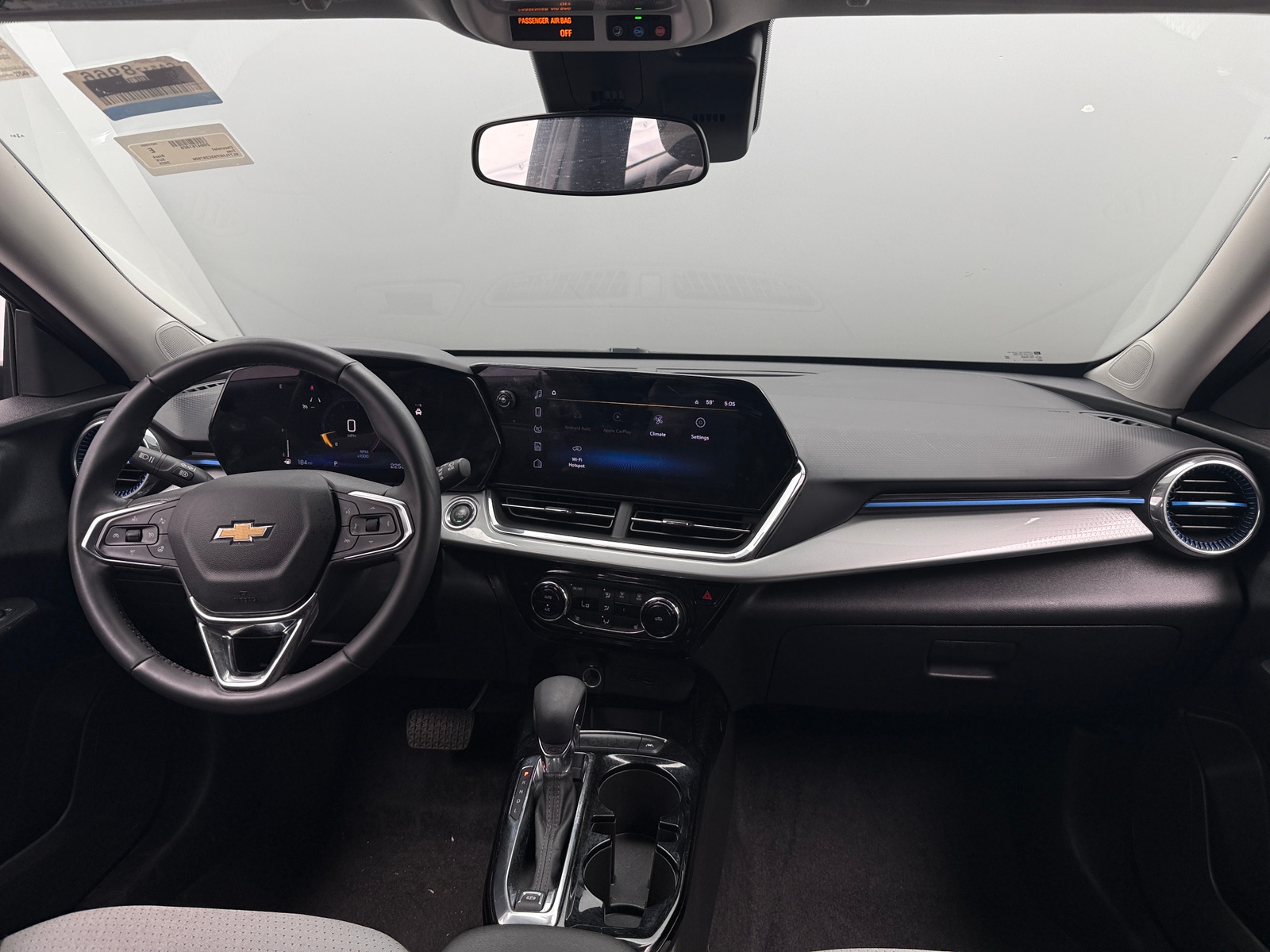 Thumbnail: 2025 Chevrolet Trax - 3
