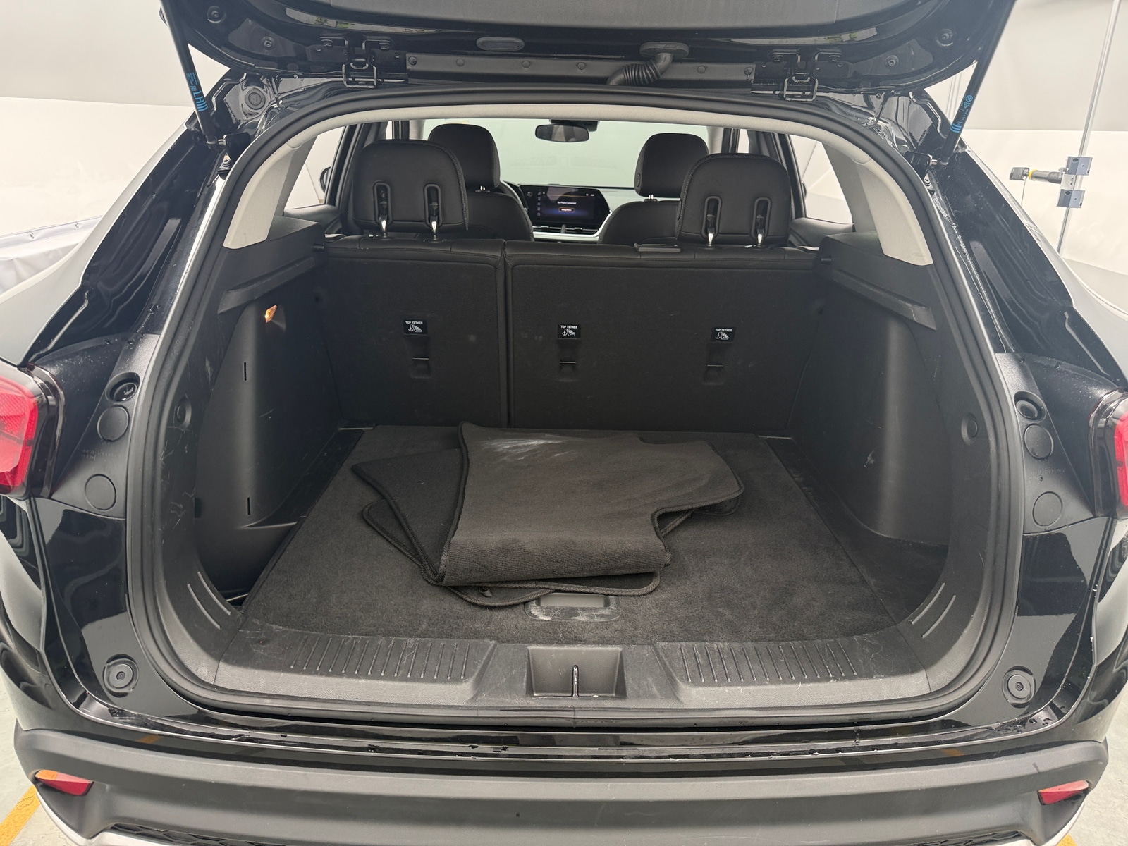 Thumbnail: 2025 Chevrolet Trax - 7
