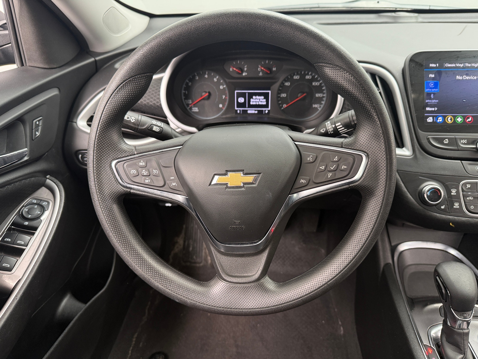 Thumbnail: 2023 Chevrolet Malibu - 5