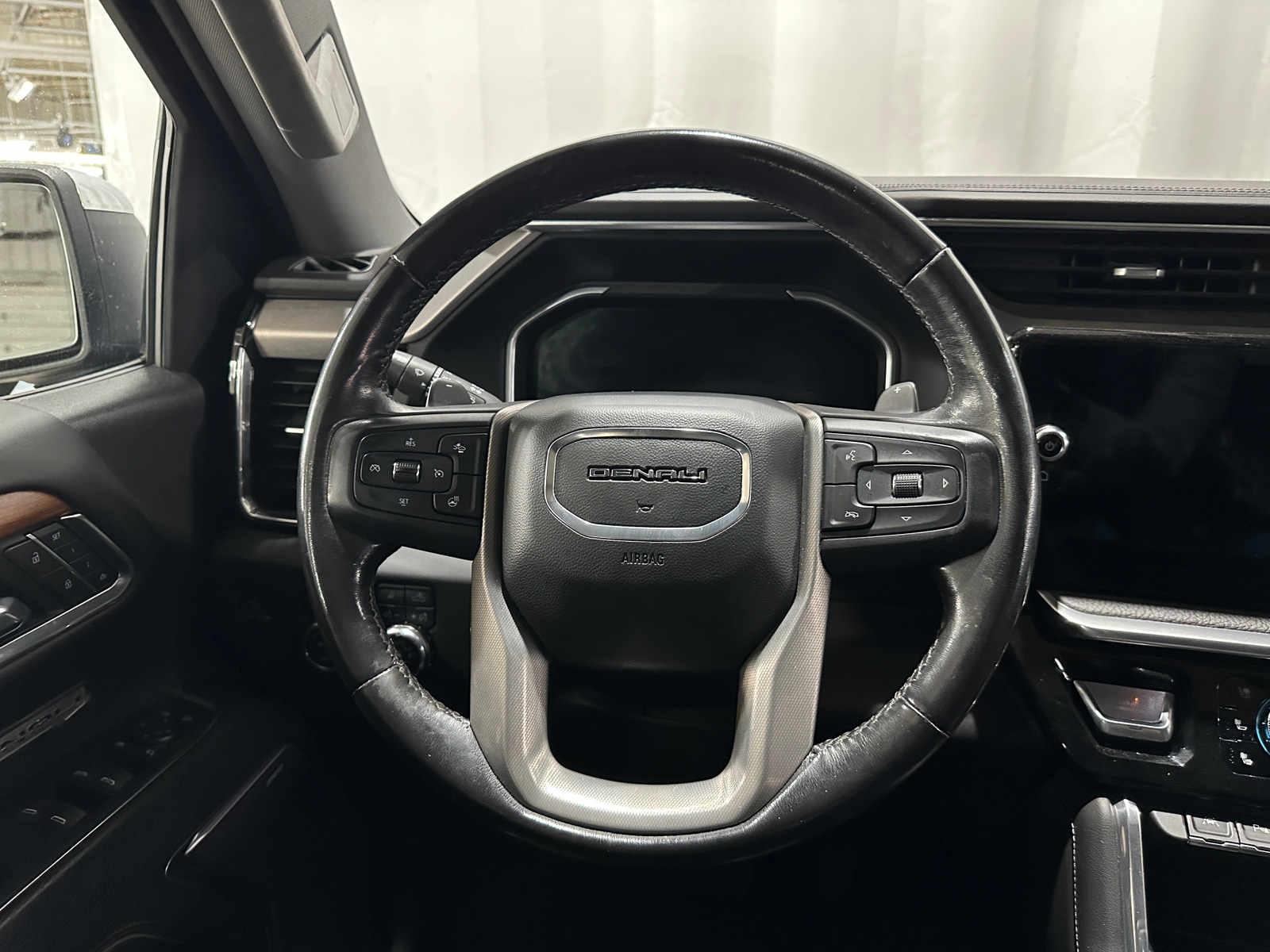 Thumbnail: 2023 GMC Sierra 1500 - 4