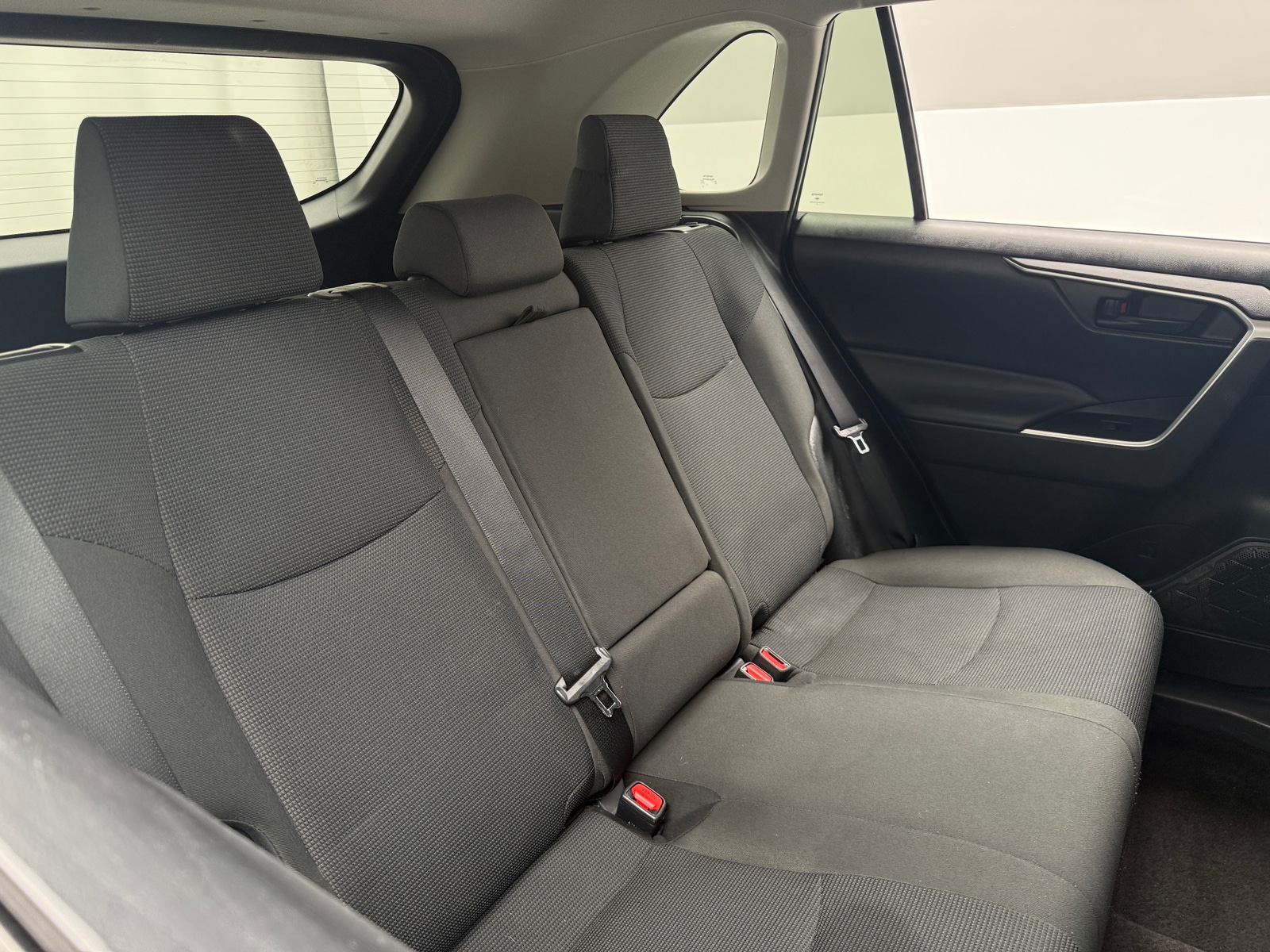 Thumbnail: 2019 Toyota RAV4 - 6