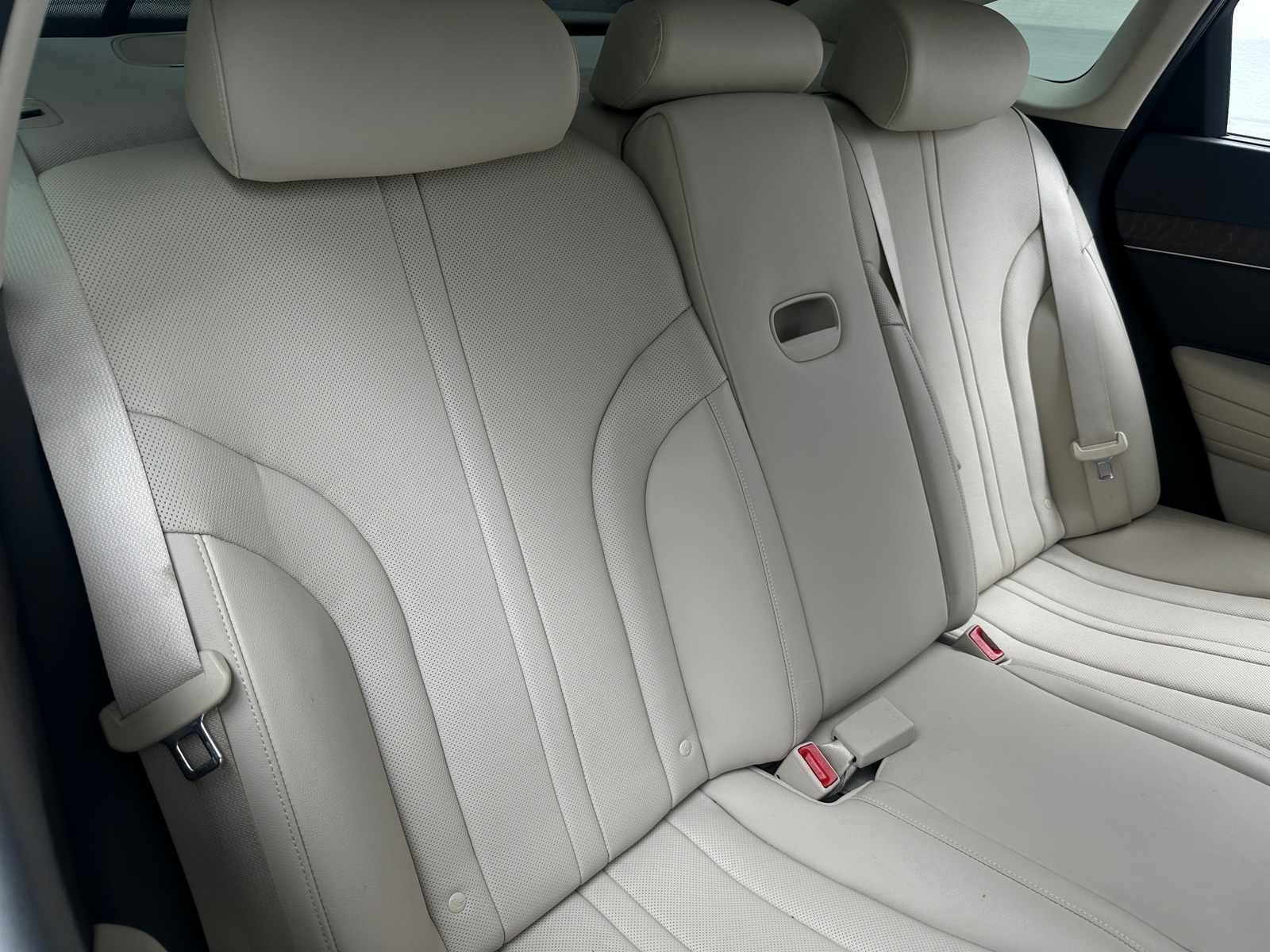 Thumbnail: 2022 Genesis G80 - 5