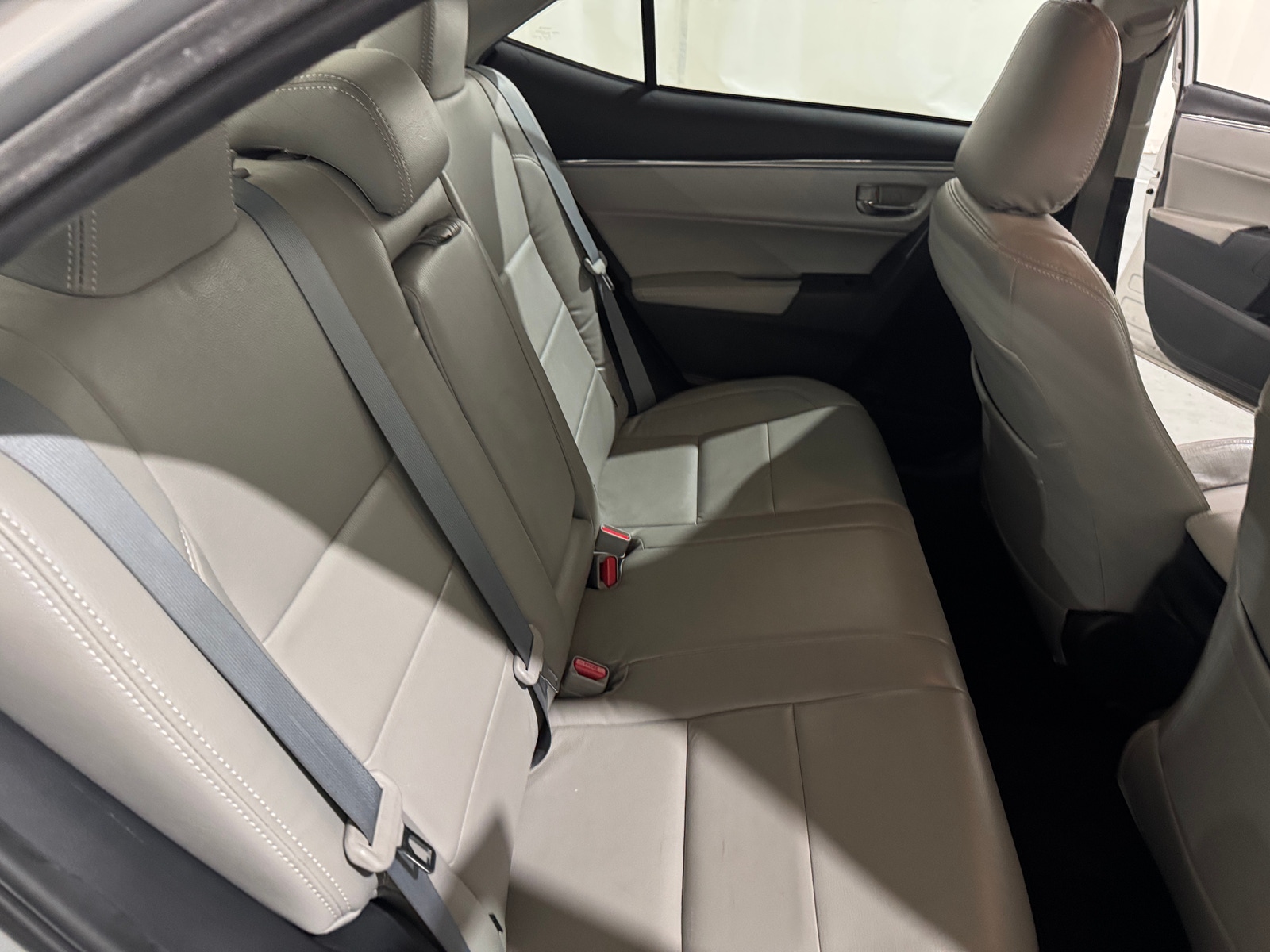 Thumbnail: 2015 Toyota Corolla - 6