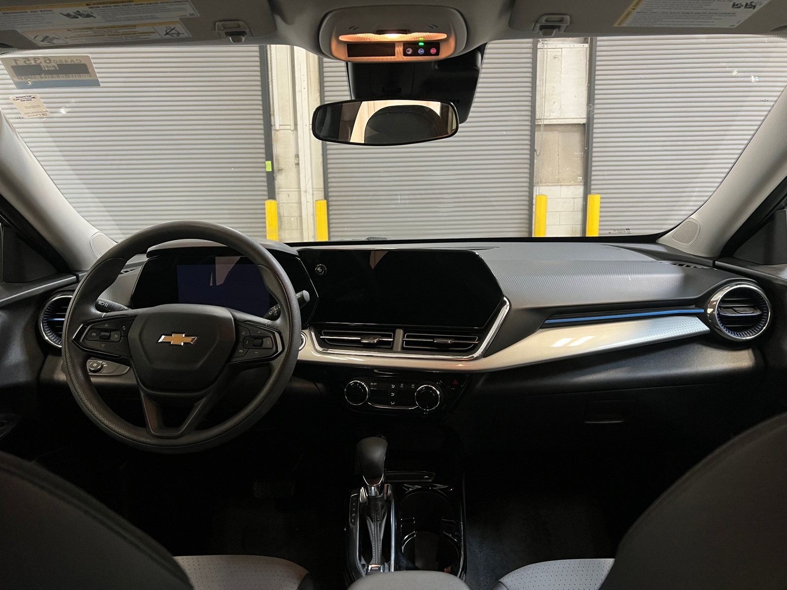 Thumbnail: 2025 Chevrolet Trax - 3