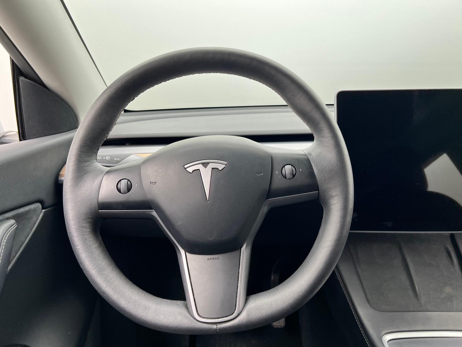 Thumbnail: 2022 Tesla Model Y - 4