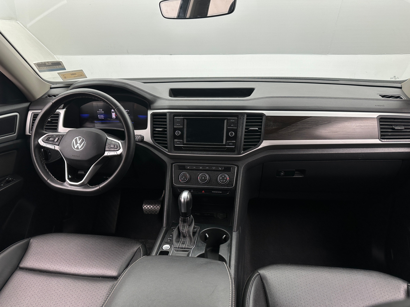 Thumbnail: 2023 Volkswagen Atlas - 2