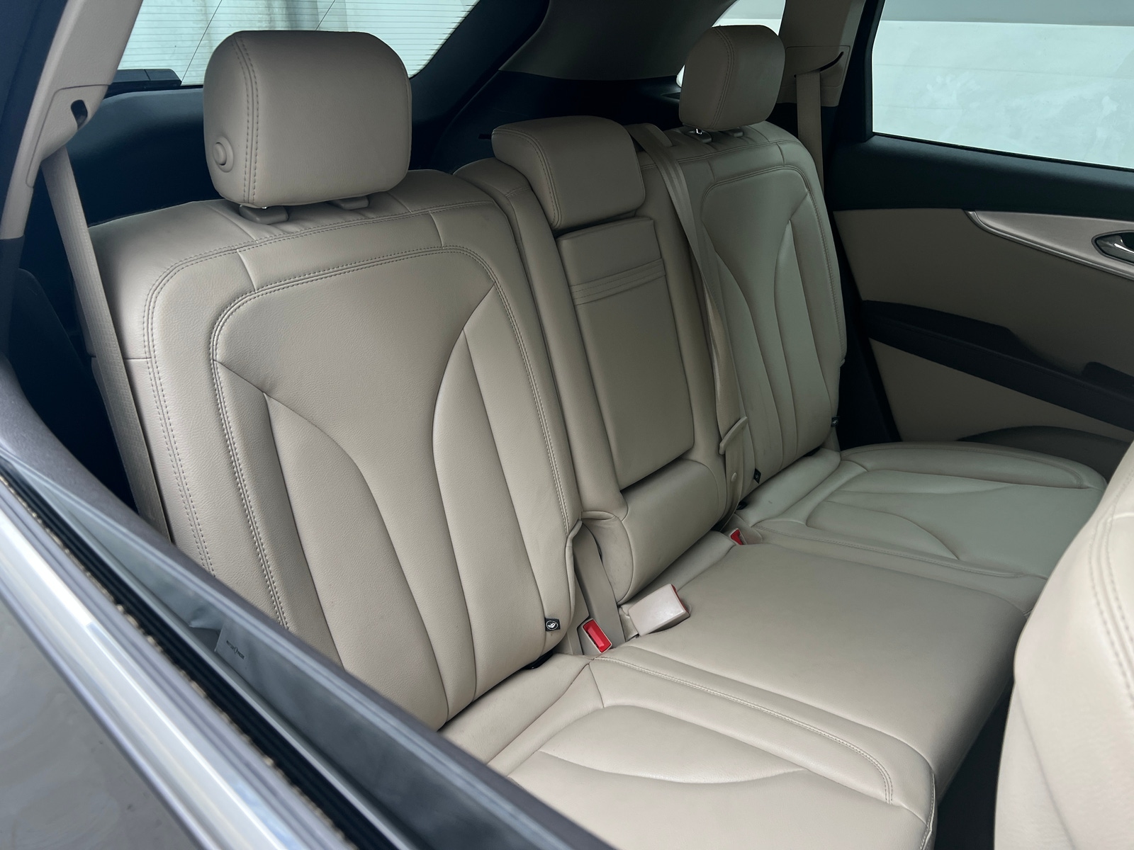 Thumbnail: 2020 Lincoln Nautilus - 5