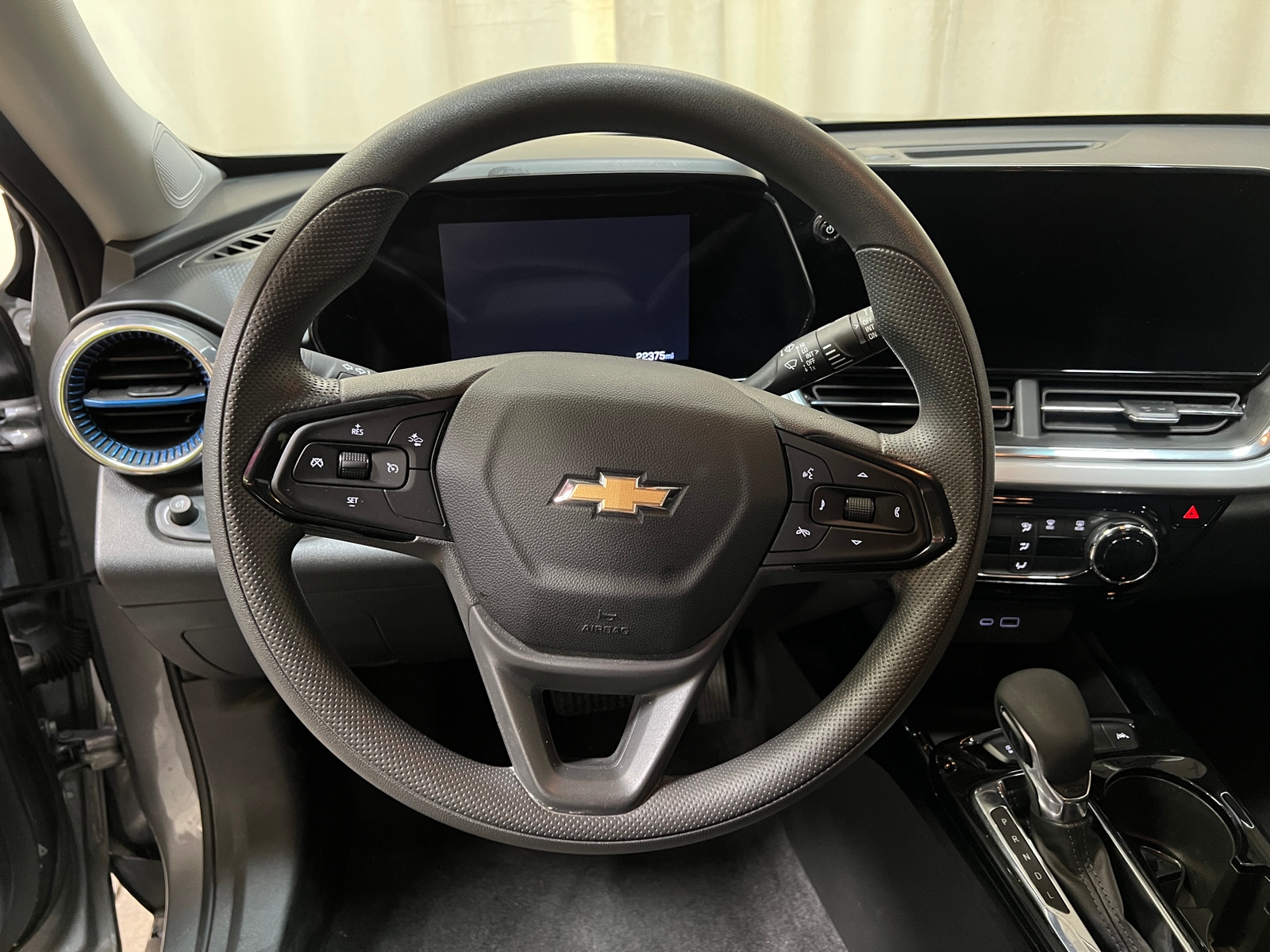 Thumbnail: 2025 Chevrolet Trax - 5