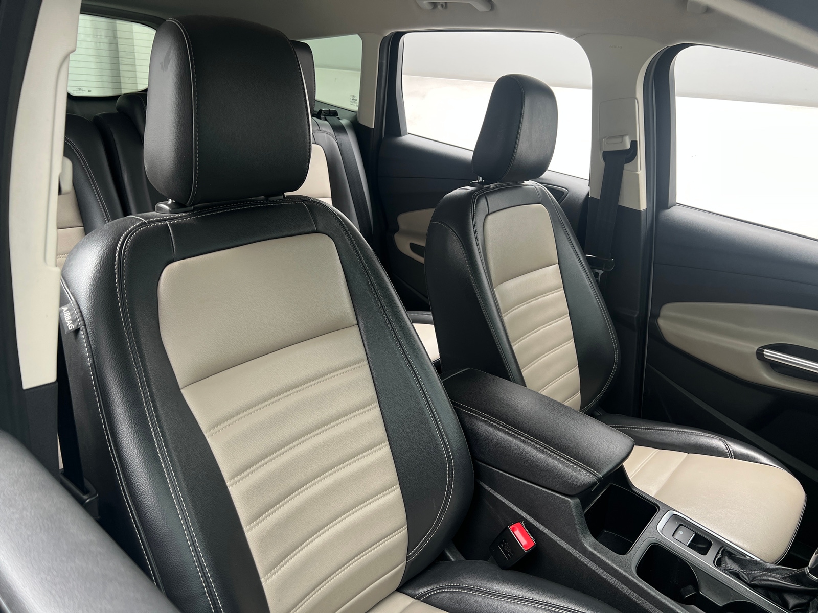 Thumbnail: 2019 Ford Escape - 2