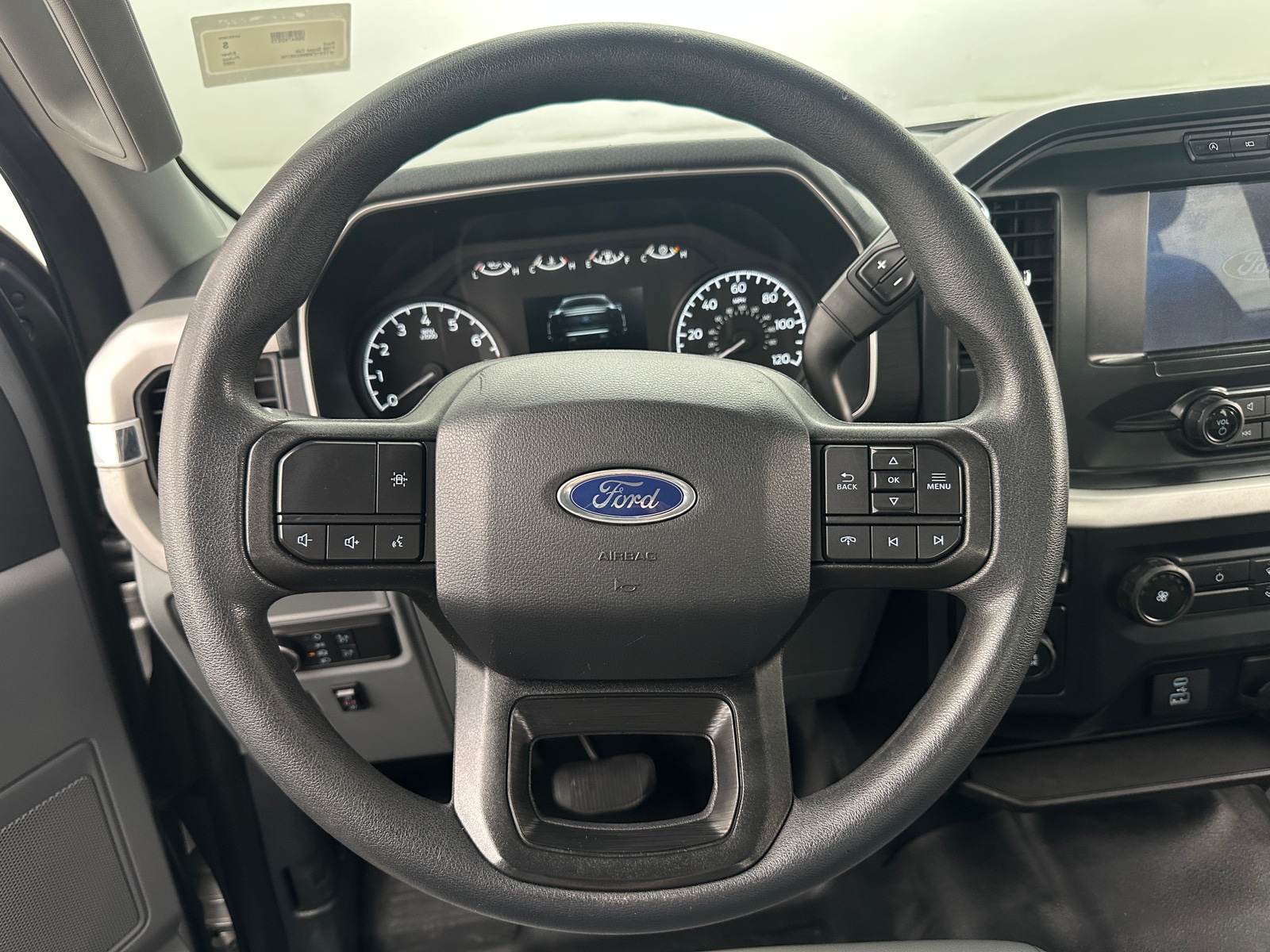 Thumbnail: 2022 Ford Econoline - 4