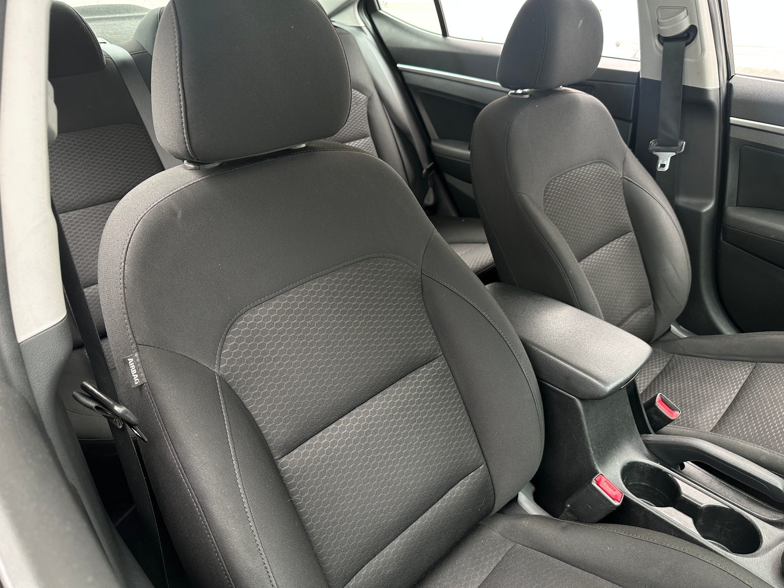 Thumbnail: 2019 Hyundai Elantra - 2