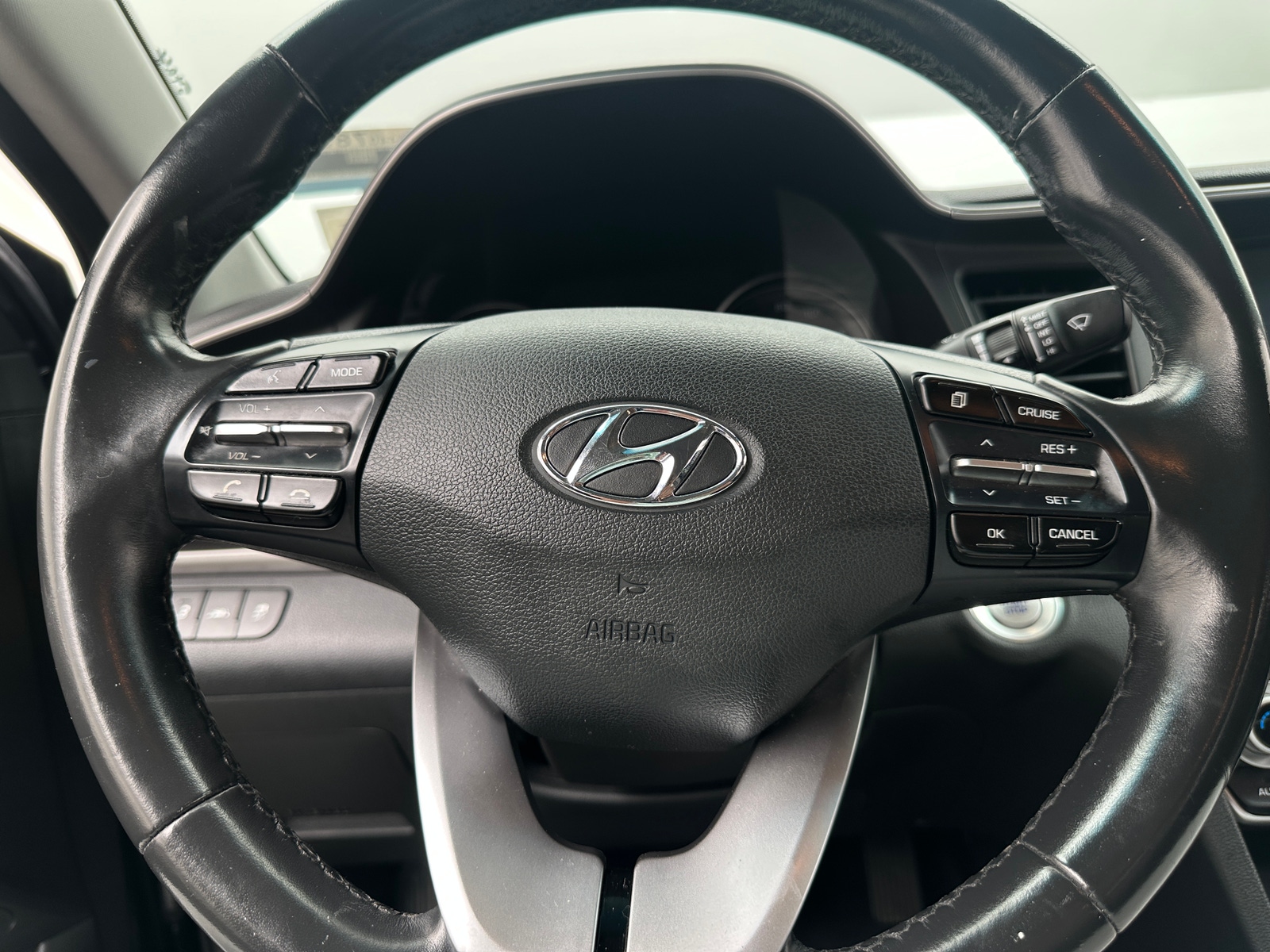 Thumbnail: 2019 Hyundai Elantra - 5