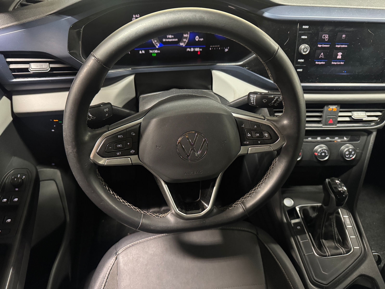 Thumbnail: 2022 Volkswagen Taos - 5
