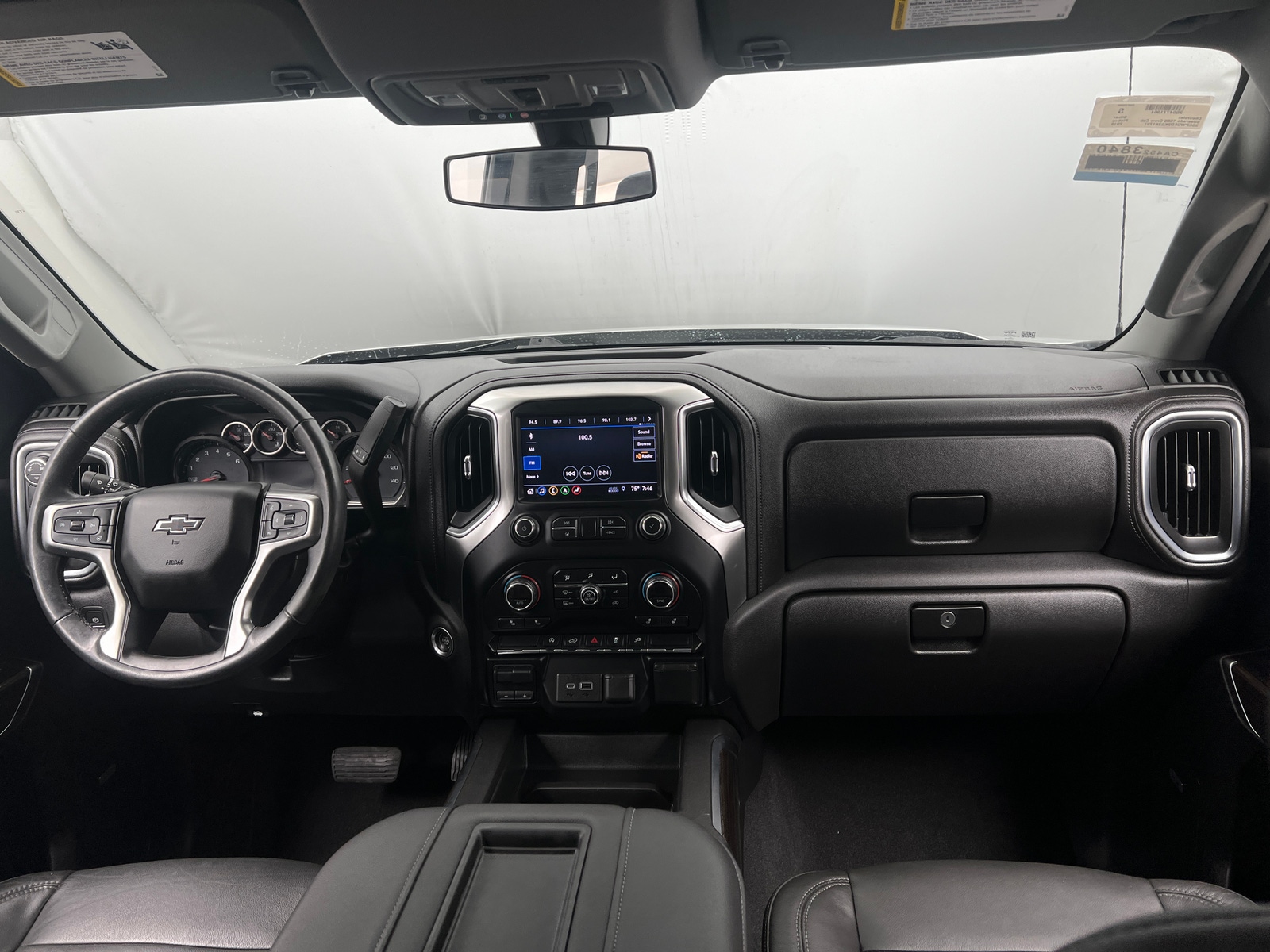 Thumbnail: 2019 Chevrolet Silverado 1500 - 3