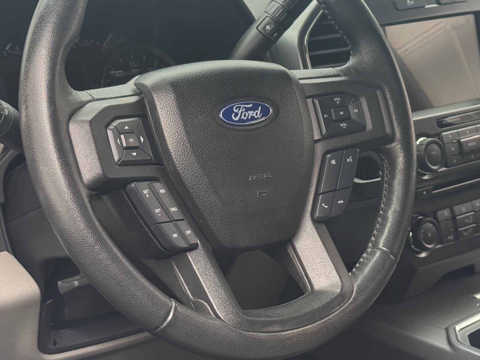 Thumbnail: 2018 Ford Econoline - 5