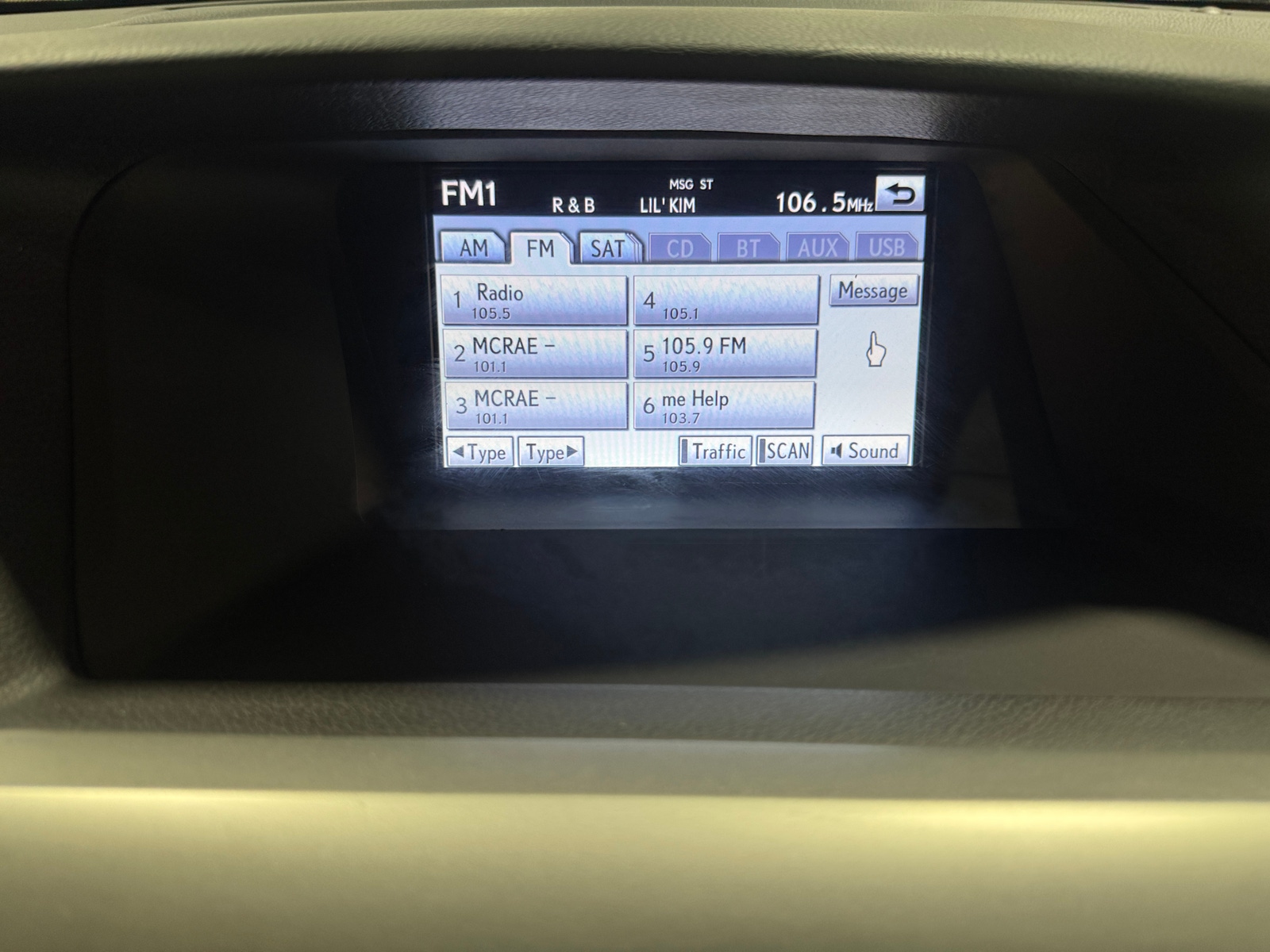 Thumbnail: 2011 Lexus RX - 4
