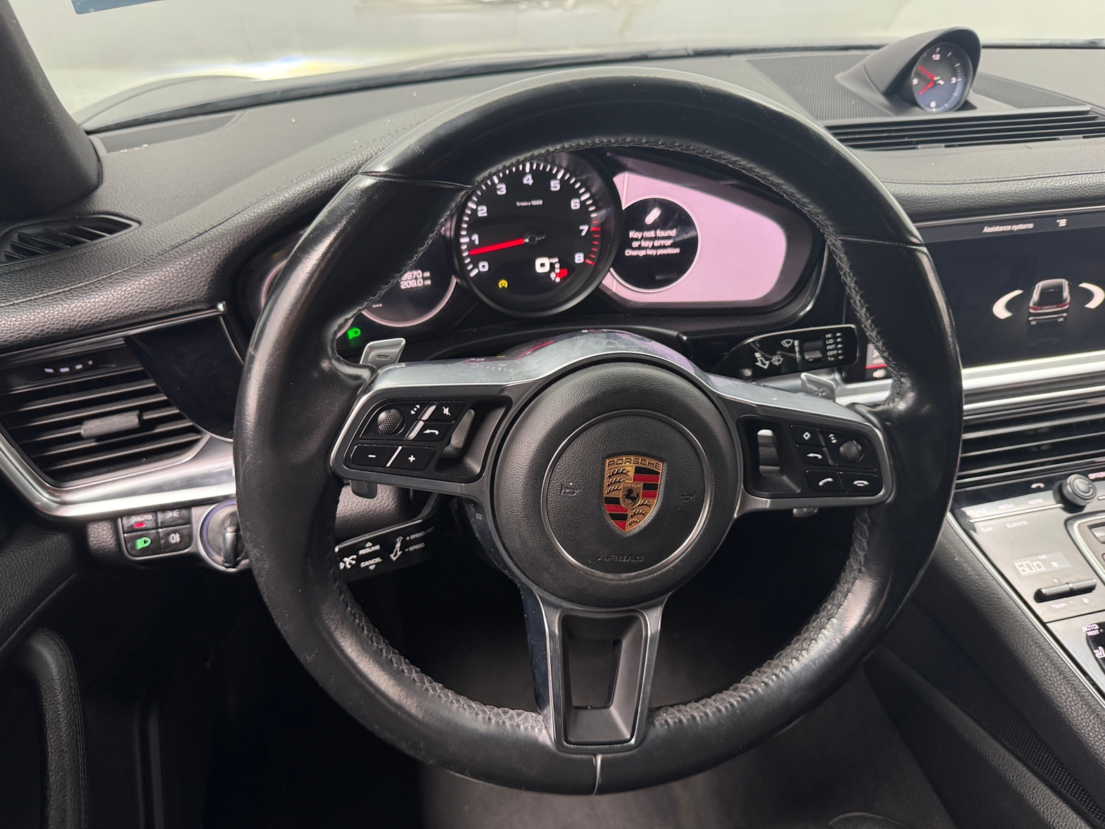 Thumbnail: 2018 Porsche Panamera - 4