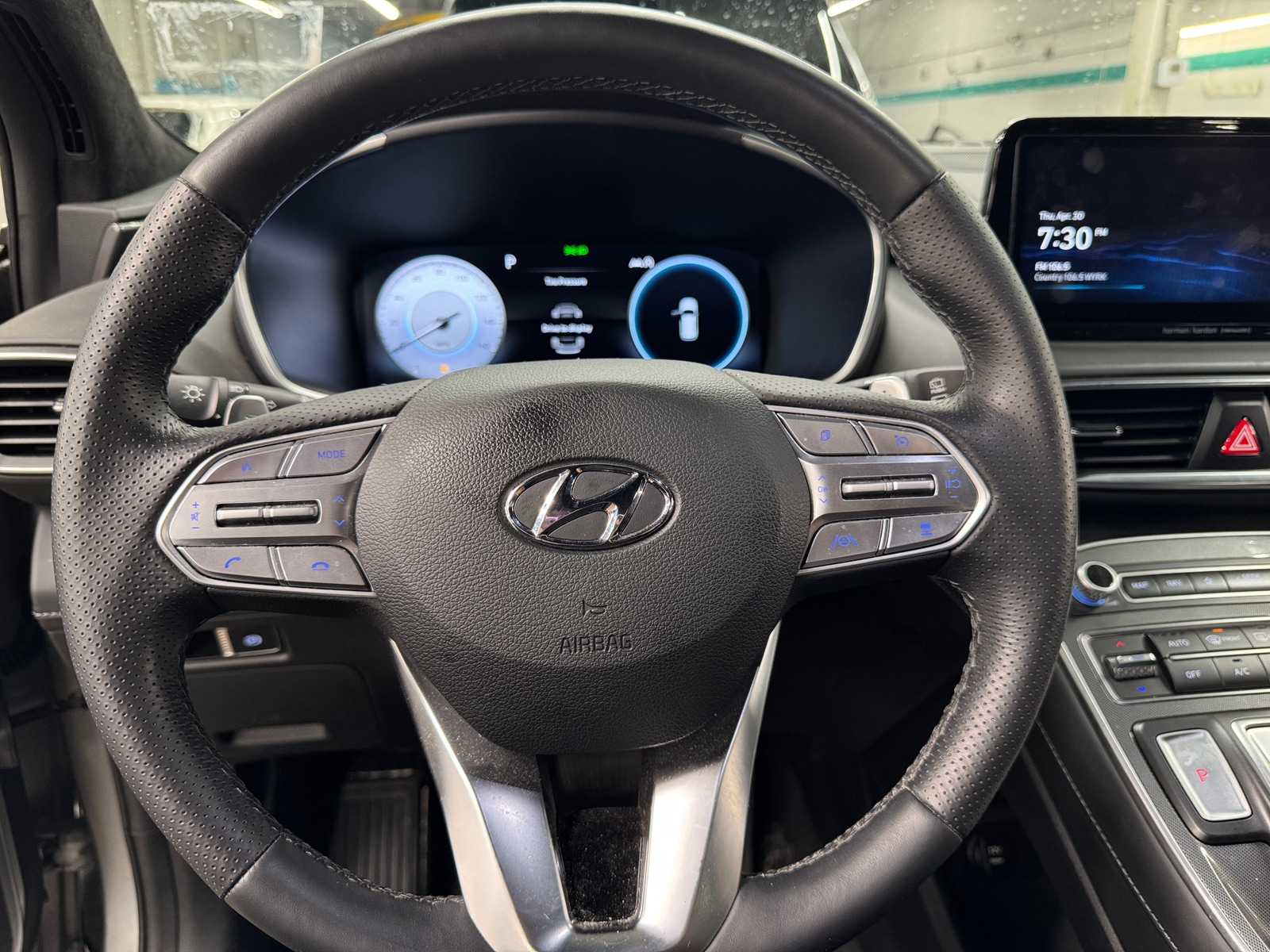 Thumbnail: 2023 Hyundai Santa Fe - 4