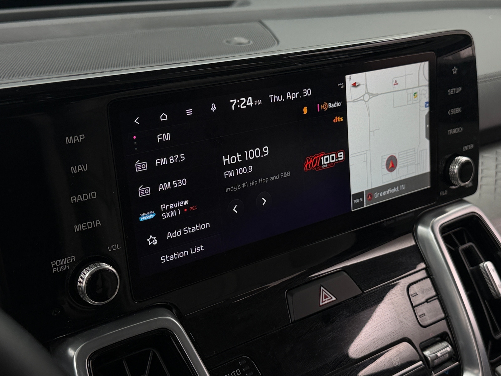 Thumbnail: 2023 Kia Sorento - 3