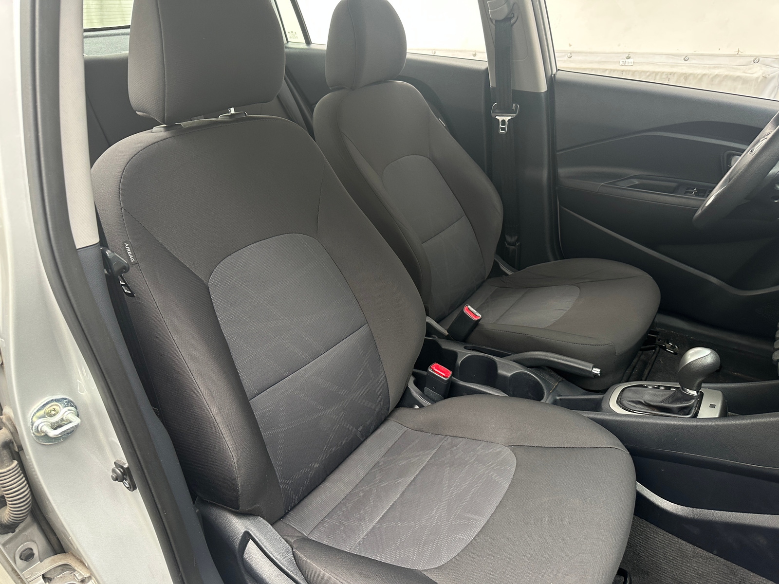 Thumbnail: 2016 Kia Rio - 2
