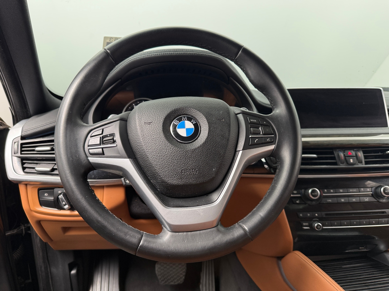 Thumbnail: 2019 BMW X6 - 4