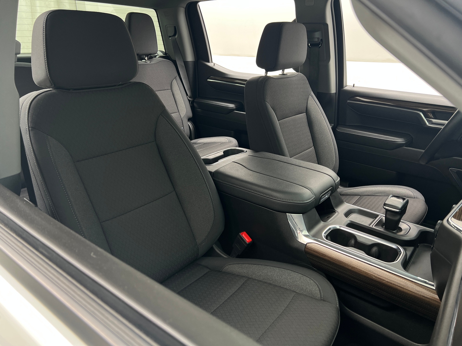 Thumbnail: 2024 Chevrolet Silverado 1500 - 2
