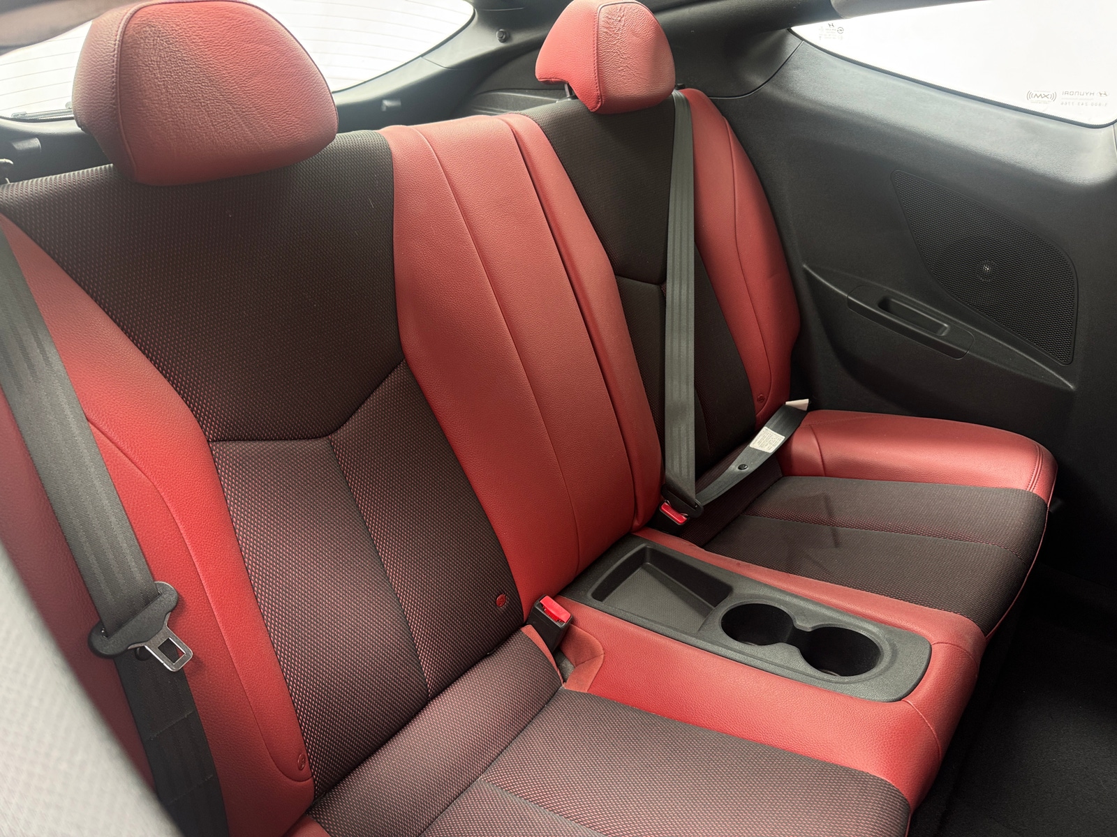 Thumbnail: 2012 Hyundai Veloster - 6