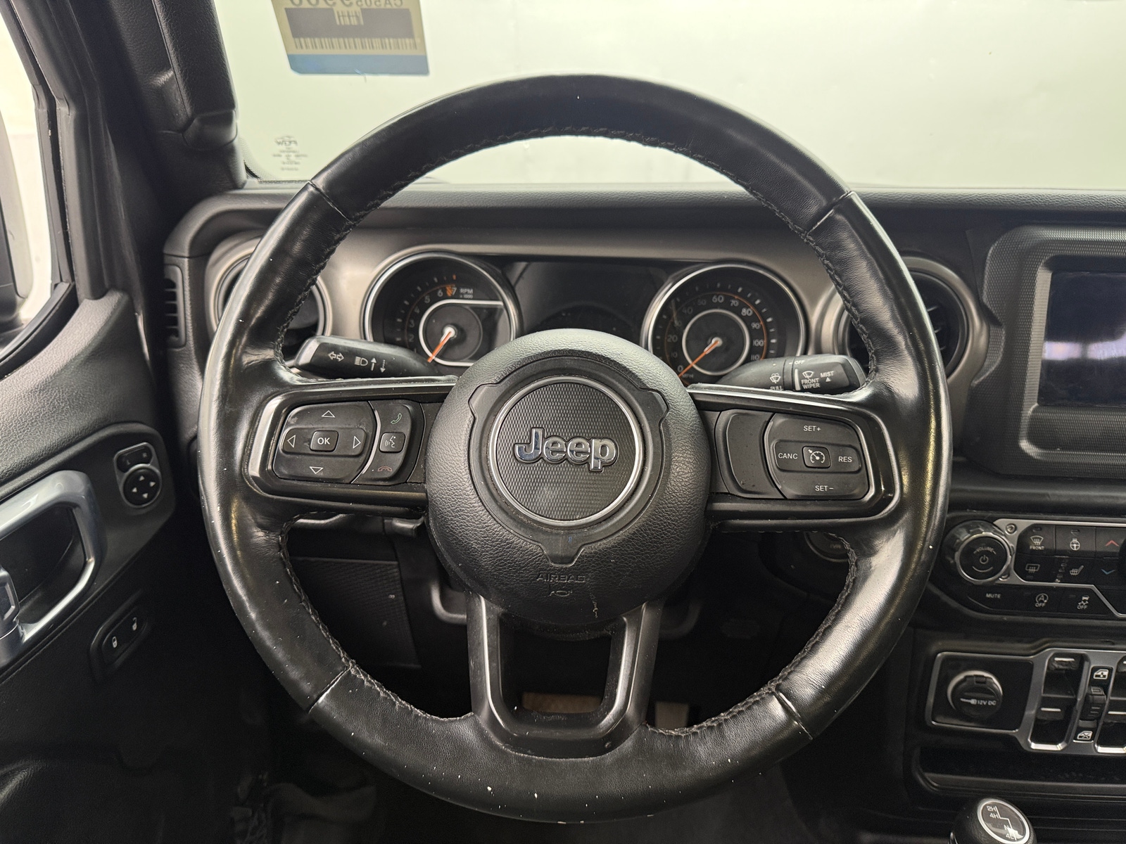 Thumbnail: 2022 Jeep Gladiator - 5