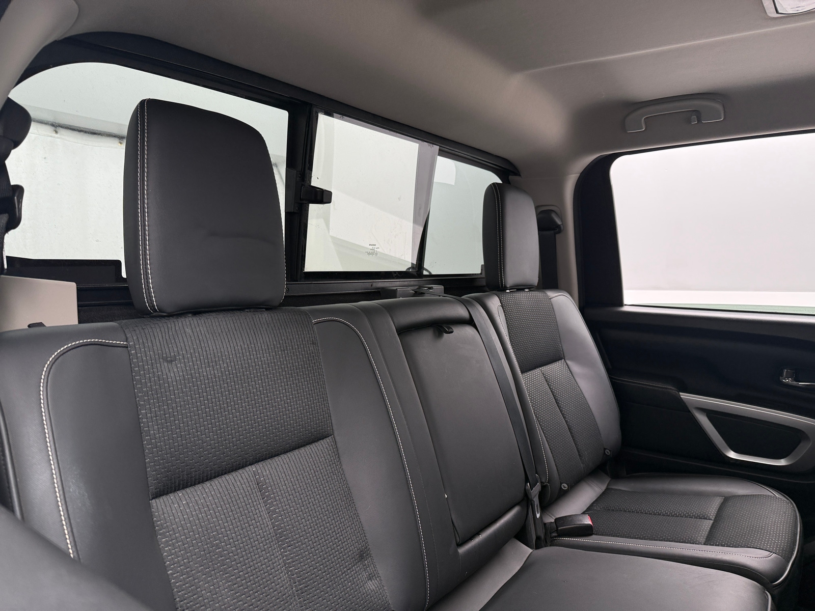Thumbnail: 2018 Nissan Titan - 6