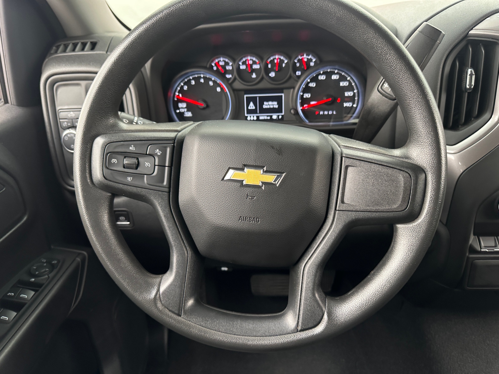 Thumbnail: 2024 Chevrolet Silverado 1500 - 5